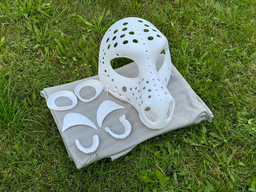 Horse 3D printed fursuit head base with movable jaw